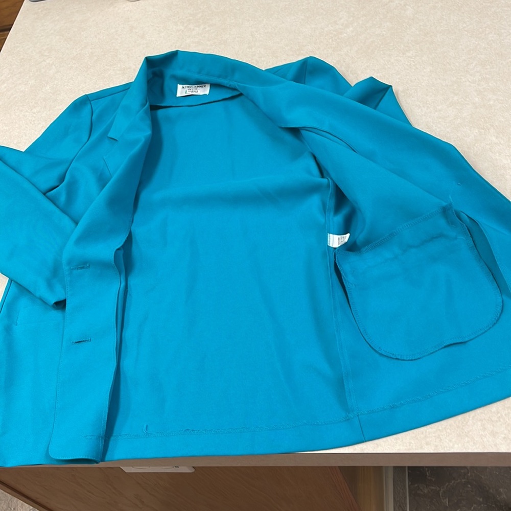 bright green blazer - Picture 4 of 14